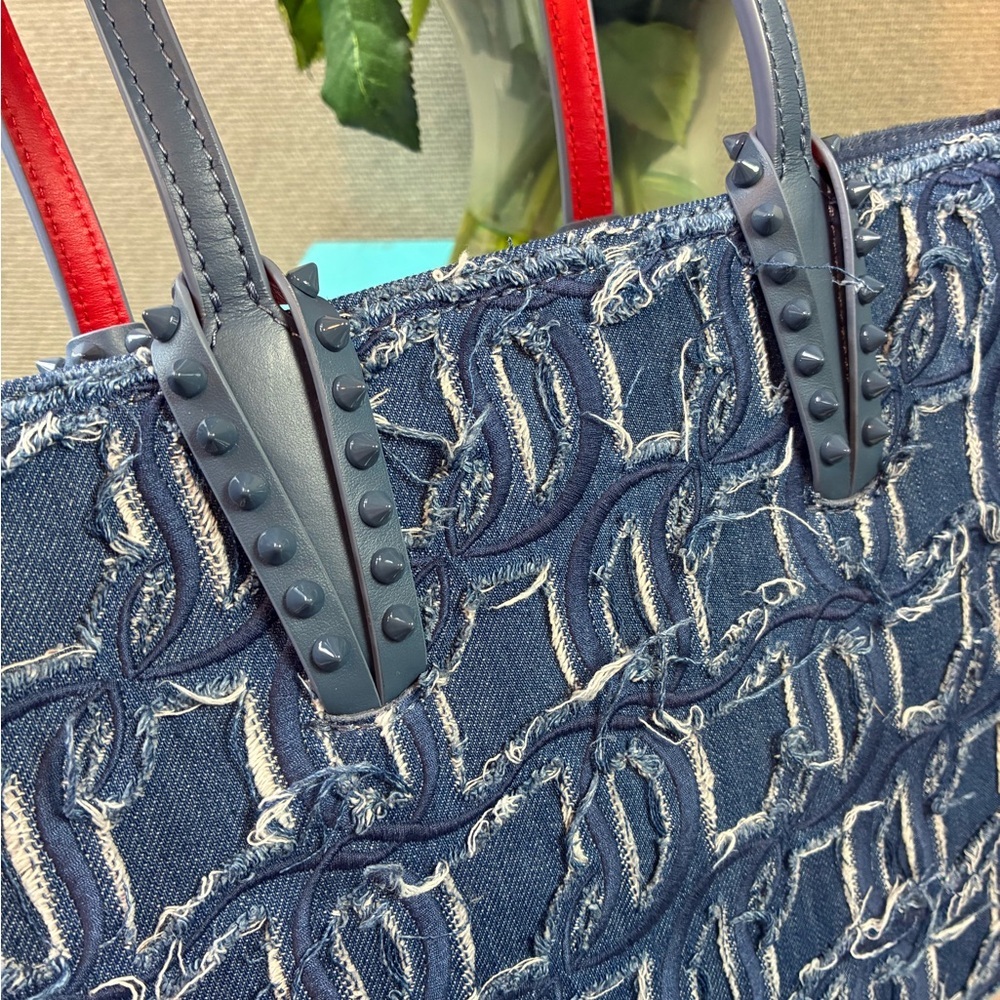 Christian Louboutin Blue Denim Tote with Red Lining NWOT. Posh Authenticated. - Picture 5 of 13